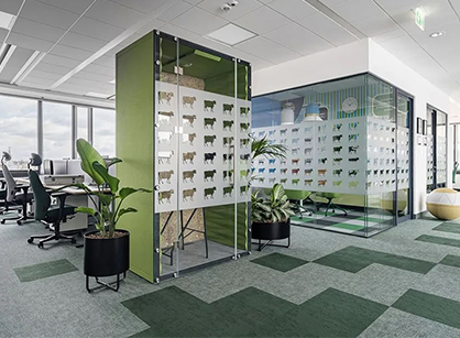 恬静且现代的办公装修设计空间是怎样打造的呢——Hochland乳品公司