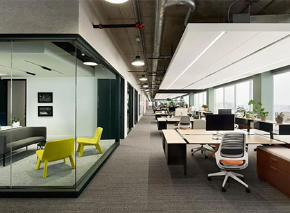 有着空间声学解决计划的宠物配饰办公室装修设计空间——Earth Rated